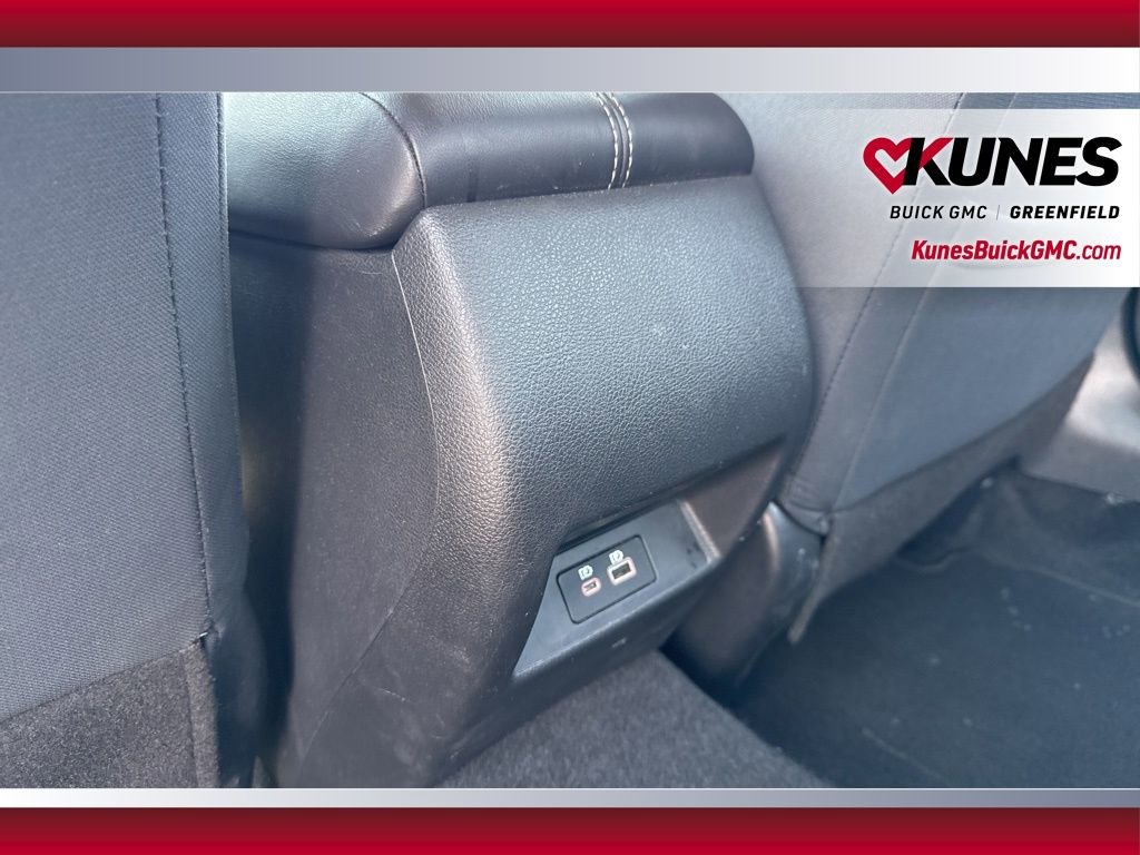 Used 2024 Nissan Altima 2.5 SV FWD image 38