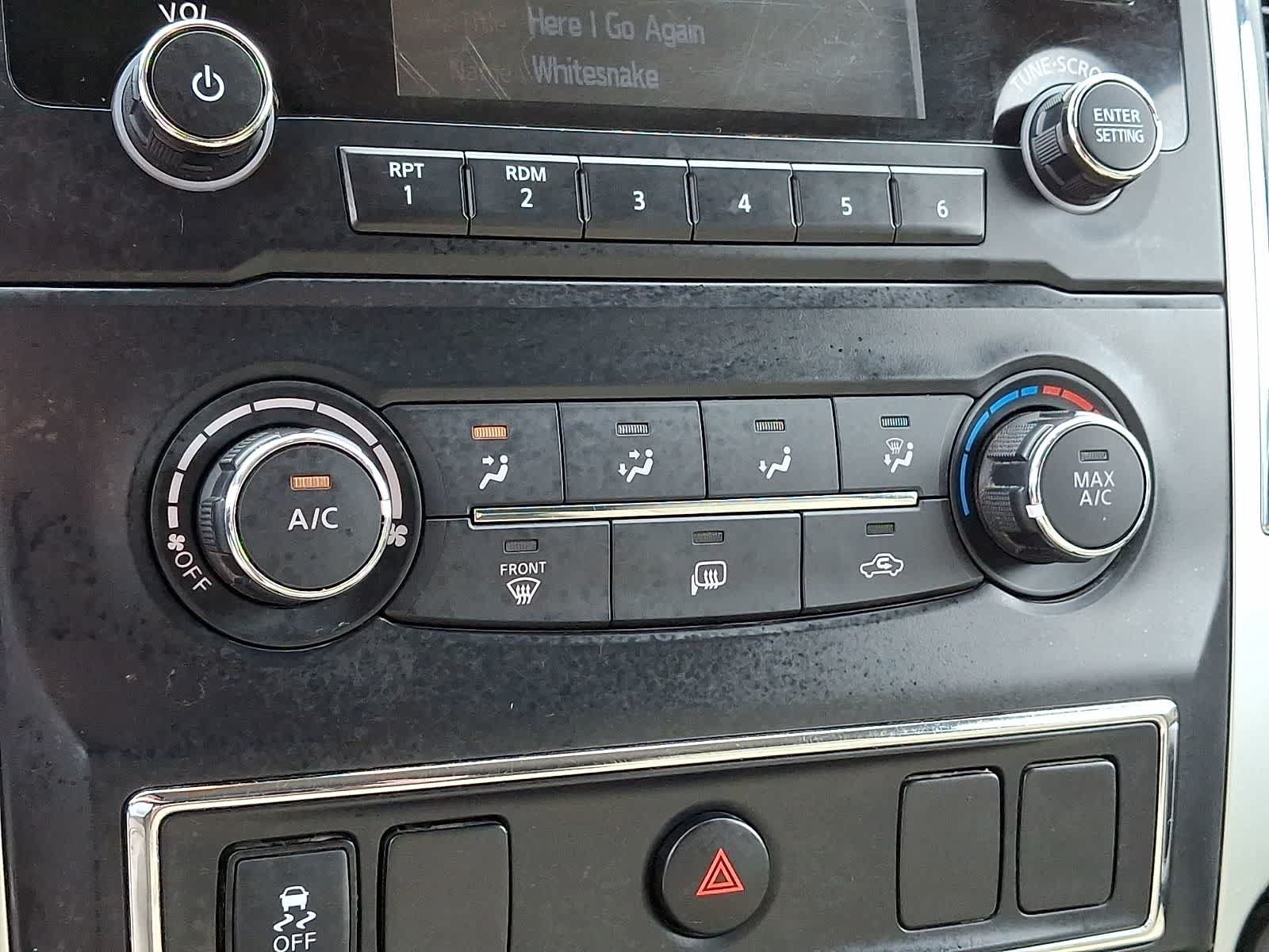 Used 2017 Nissan Titan XD AWD/4WD image 17