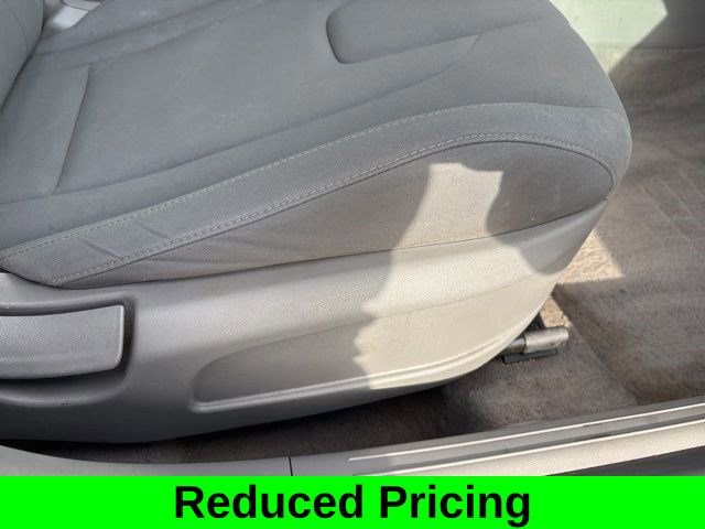 Used 2023 Hyundai Elantra SEL image 38