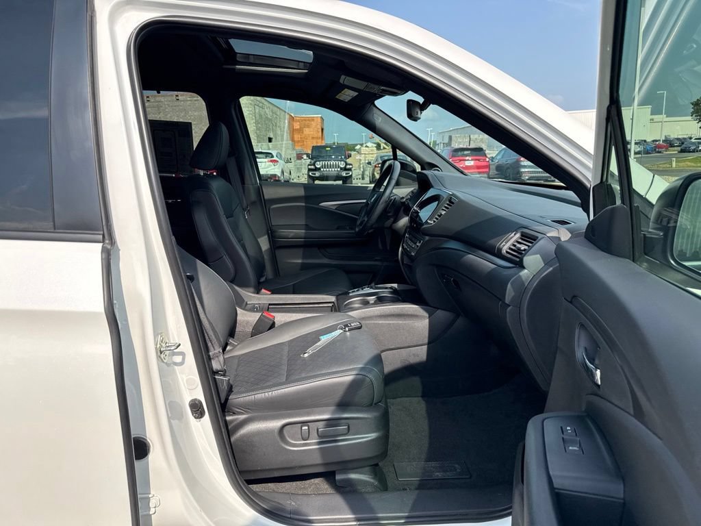 Used 2021 Honda Passport EX-L image 40