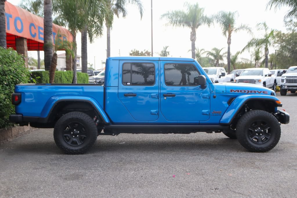 Used 2023 Jeep Gladiator Mojave w/ Trailer Tow Package AWD/4WD image 10