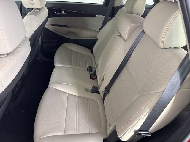 Used 2020 Kia Sorento LX FWD image 26