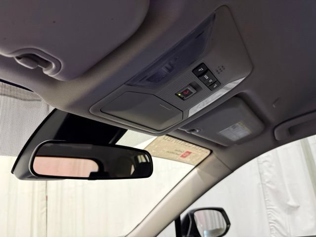Used 2024 Toyota RAV4 LE AWD/4WD image 21