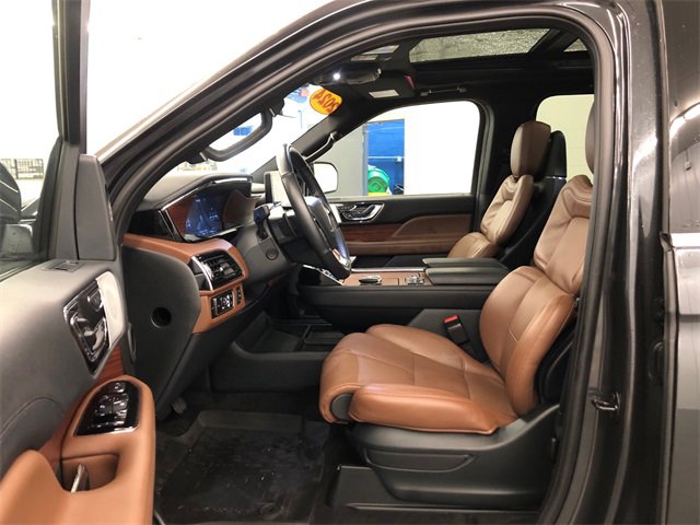 Used 2024 Lincoln Navigator L Reserve image 30