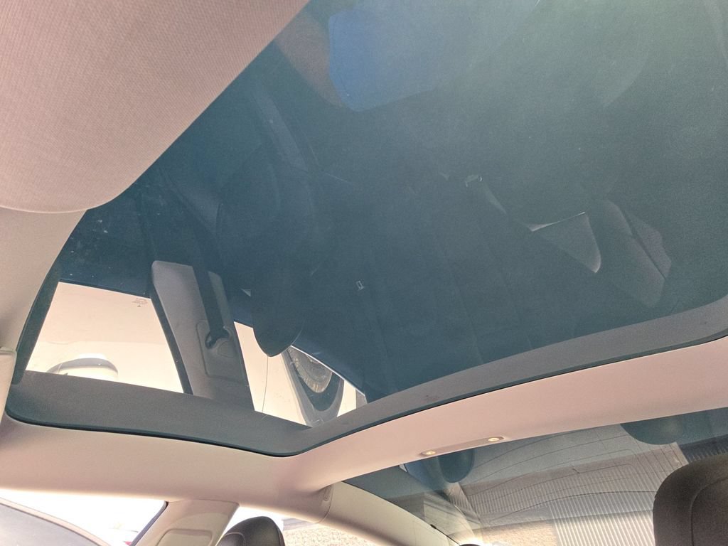 Used 2019 Tesla Model 3 Standard Range Plus RWD image 27