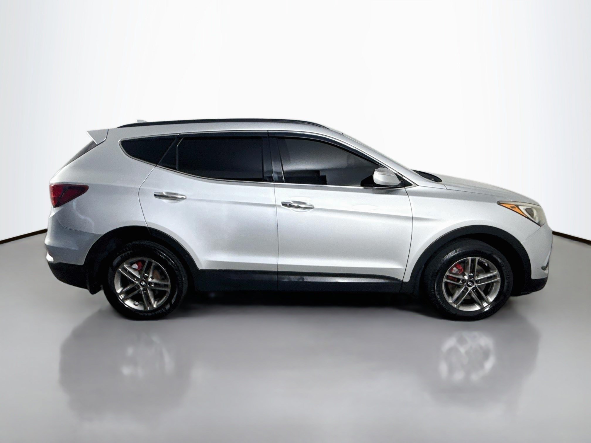 Used 2018 Hyundai Santa Fe Sport w/ 2.4L Value Package 02 FWD image 11