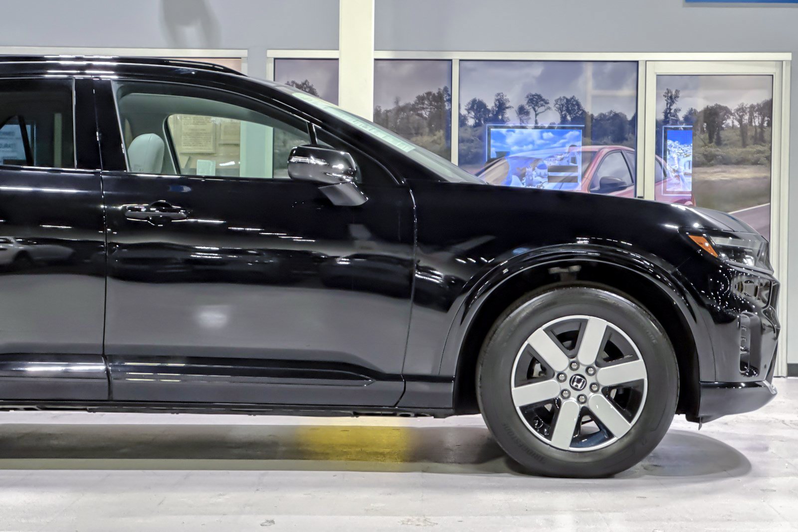 Used 2024 Honda Prologue Touring image 36