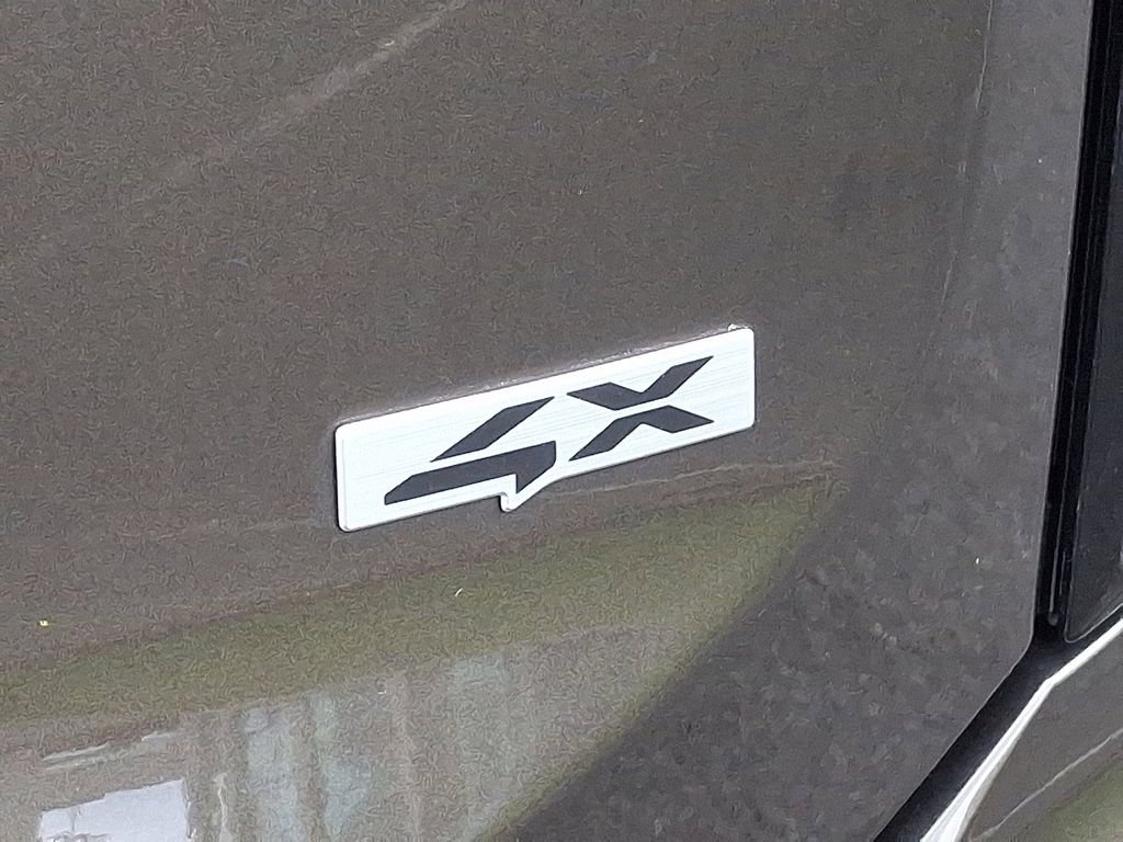 Used 2023 Kia Telluride EX w/ EX Captain's Chair Package image 33