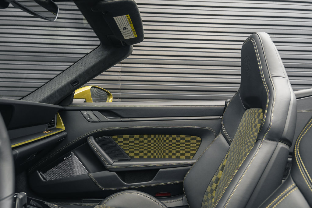 New 2026 Porsche 911 GTS RWD image 13