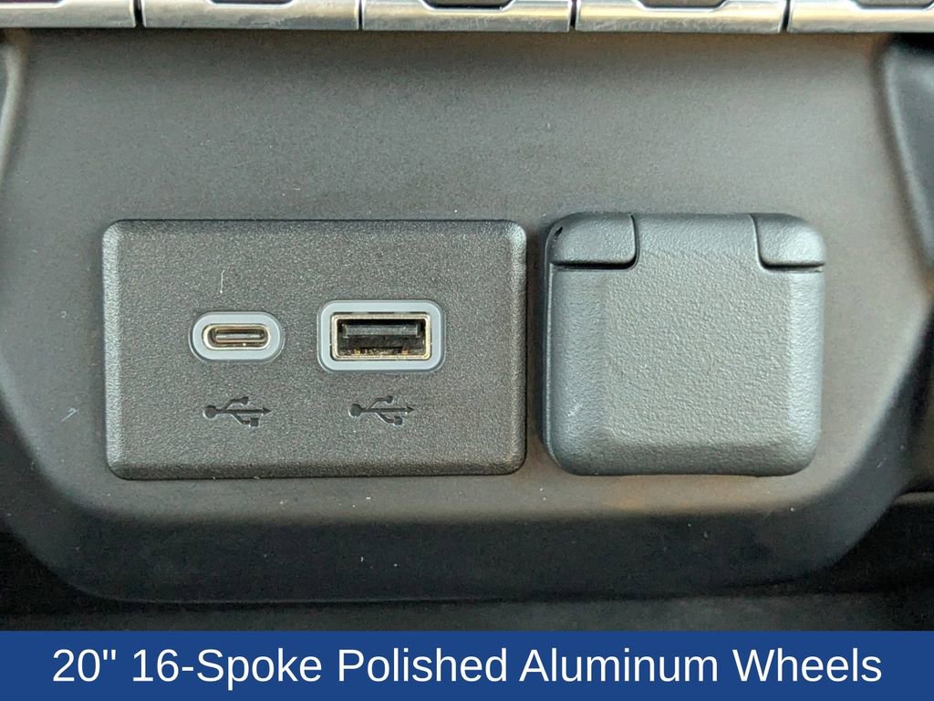 Used 2022 Chevrolet Silverado 2500 High Country w/ Z71 Off-Road Package image 26