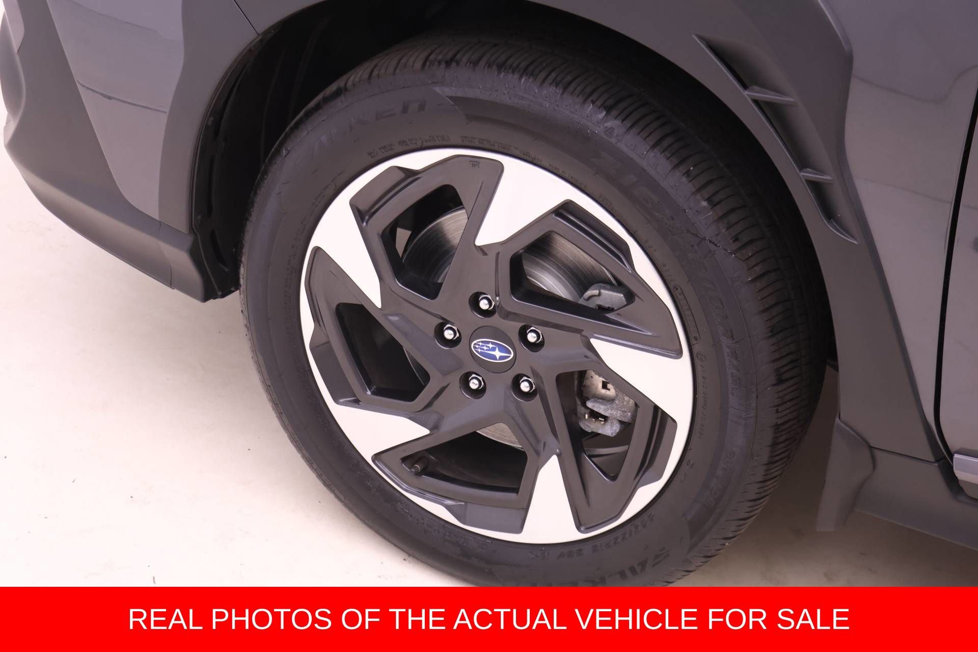 Used 2025 Subaru Crosstrek 2.5i Limited AWD/4WD image 16