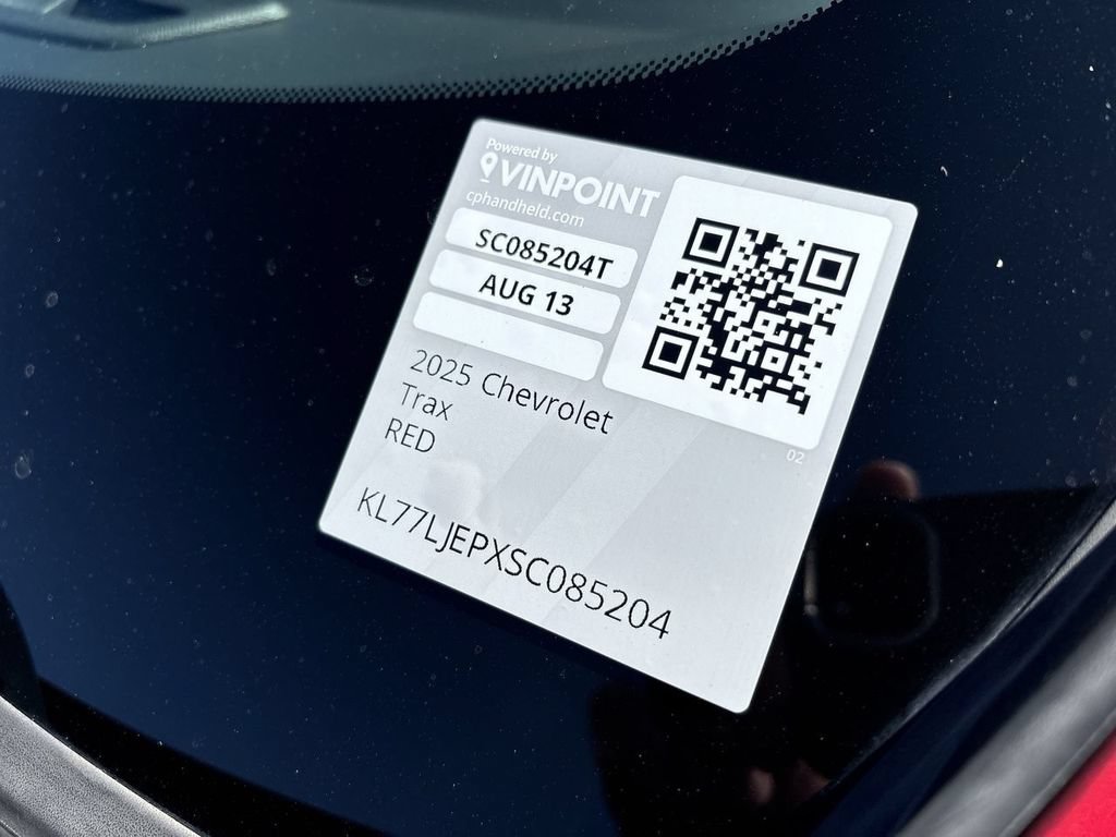Used 2025 Chevrolet Trax RS w/ Driver Confidence Package FWD image 37