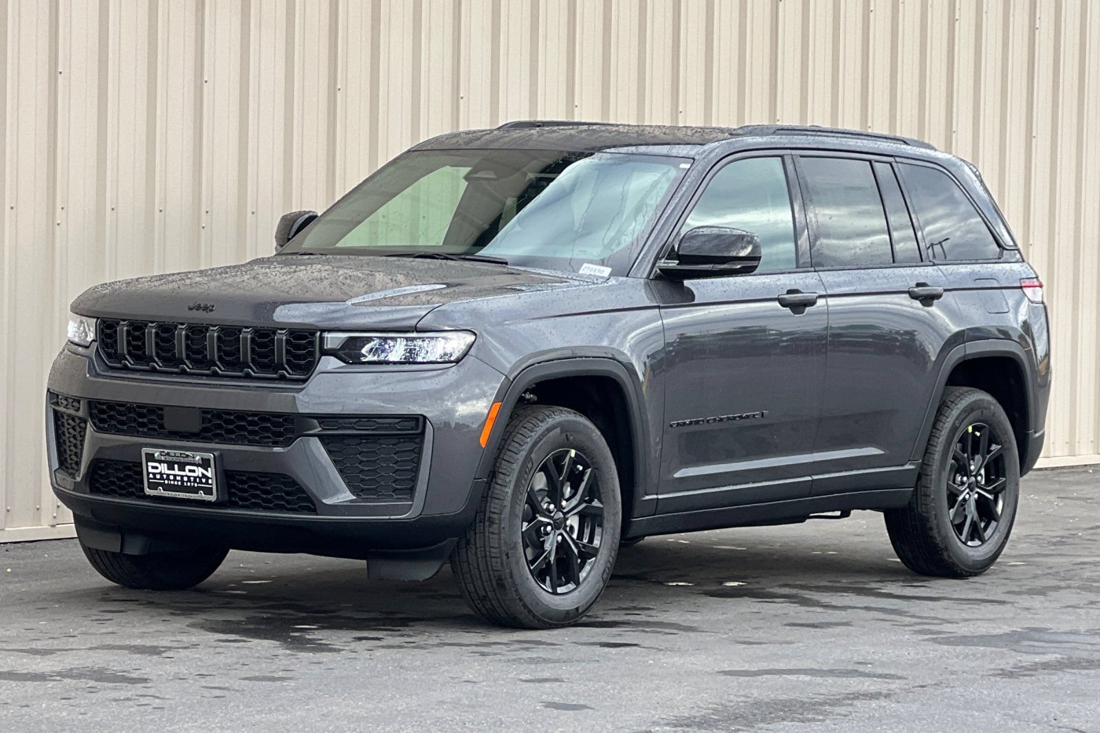New 2026 Jeep Grand Cherokee Altitude AWD/4WD image 10