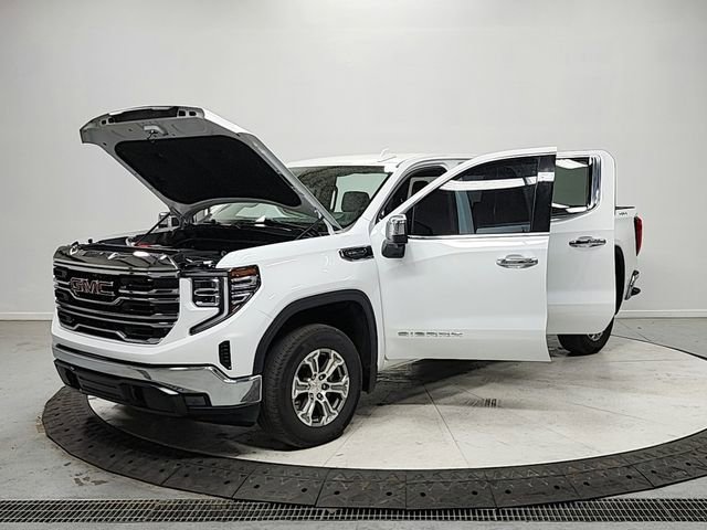 Used 2025 GMC Sierra 1500 SLT image 11
