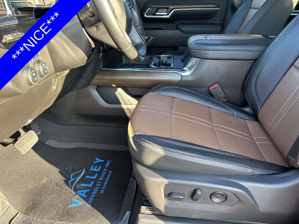 Used 2025 Chevrolet Silverado 2500 High Country w/ High Country Premium Package AWD/4WD image 16