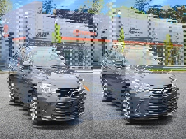 Used 2016 Toyota Camry LE
