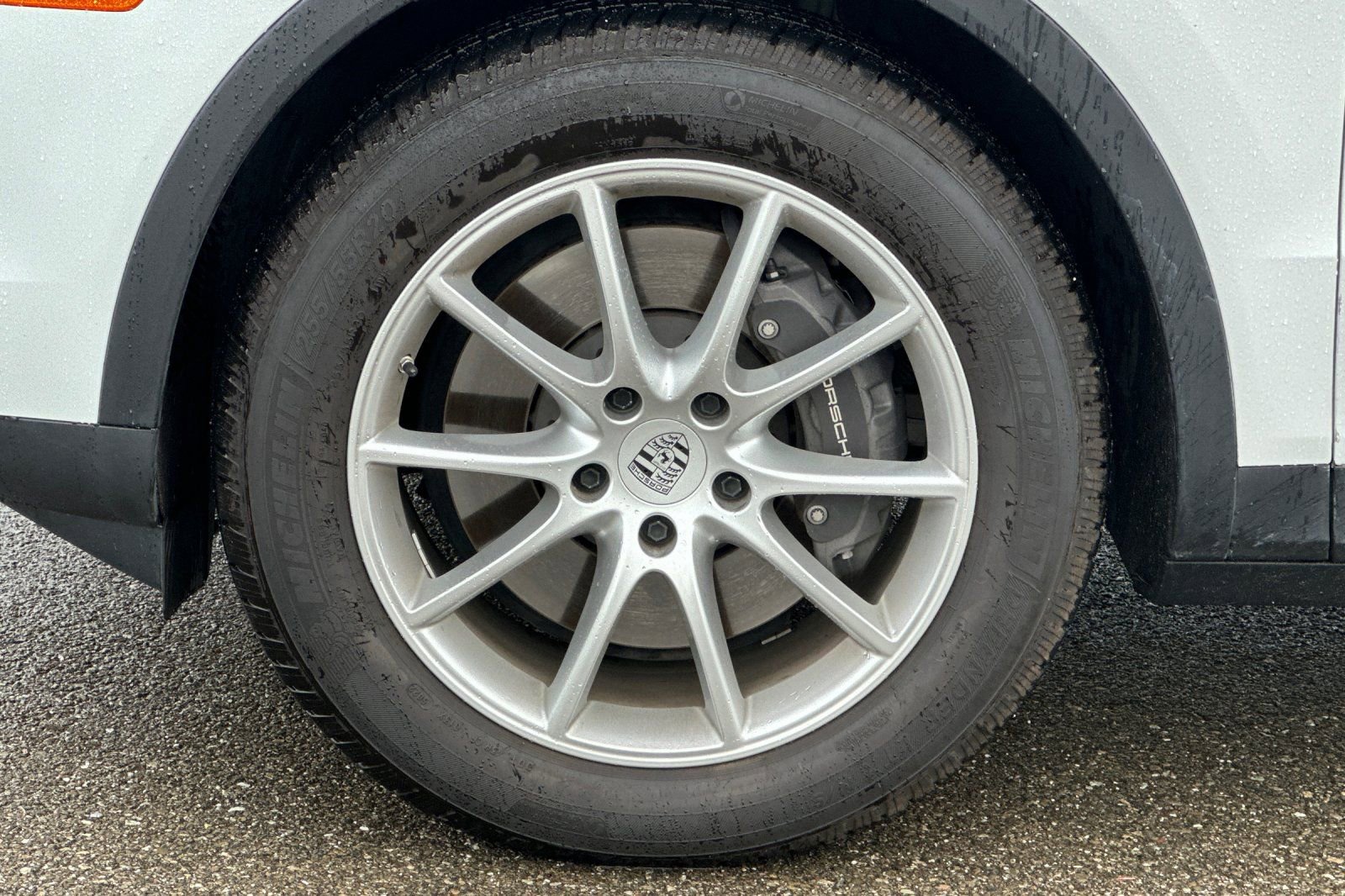 Used 2024 Porsche Cayenne image 45