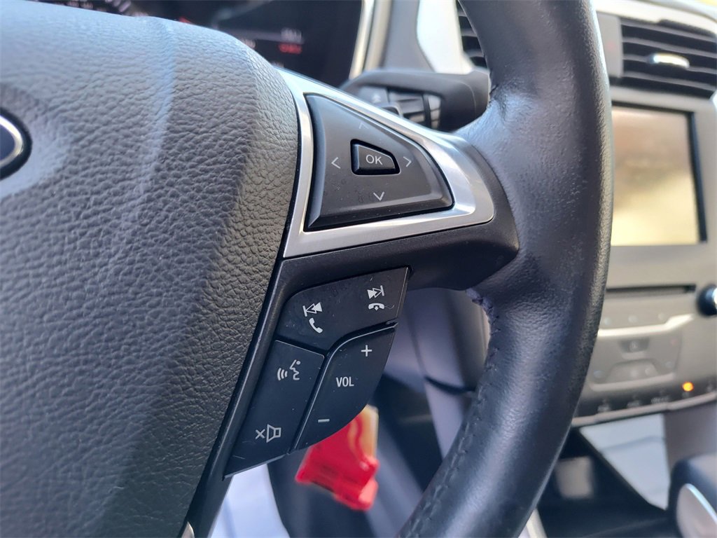 Used 2014 Ford Fusion SE image 21