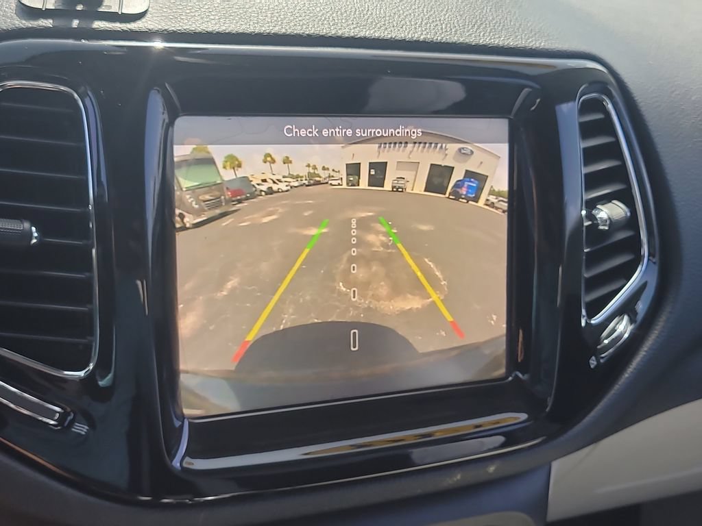Used 2020 Jeep Compass Limited FWD image 23