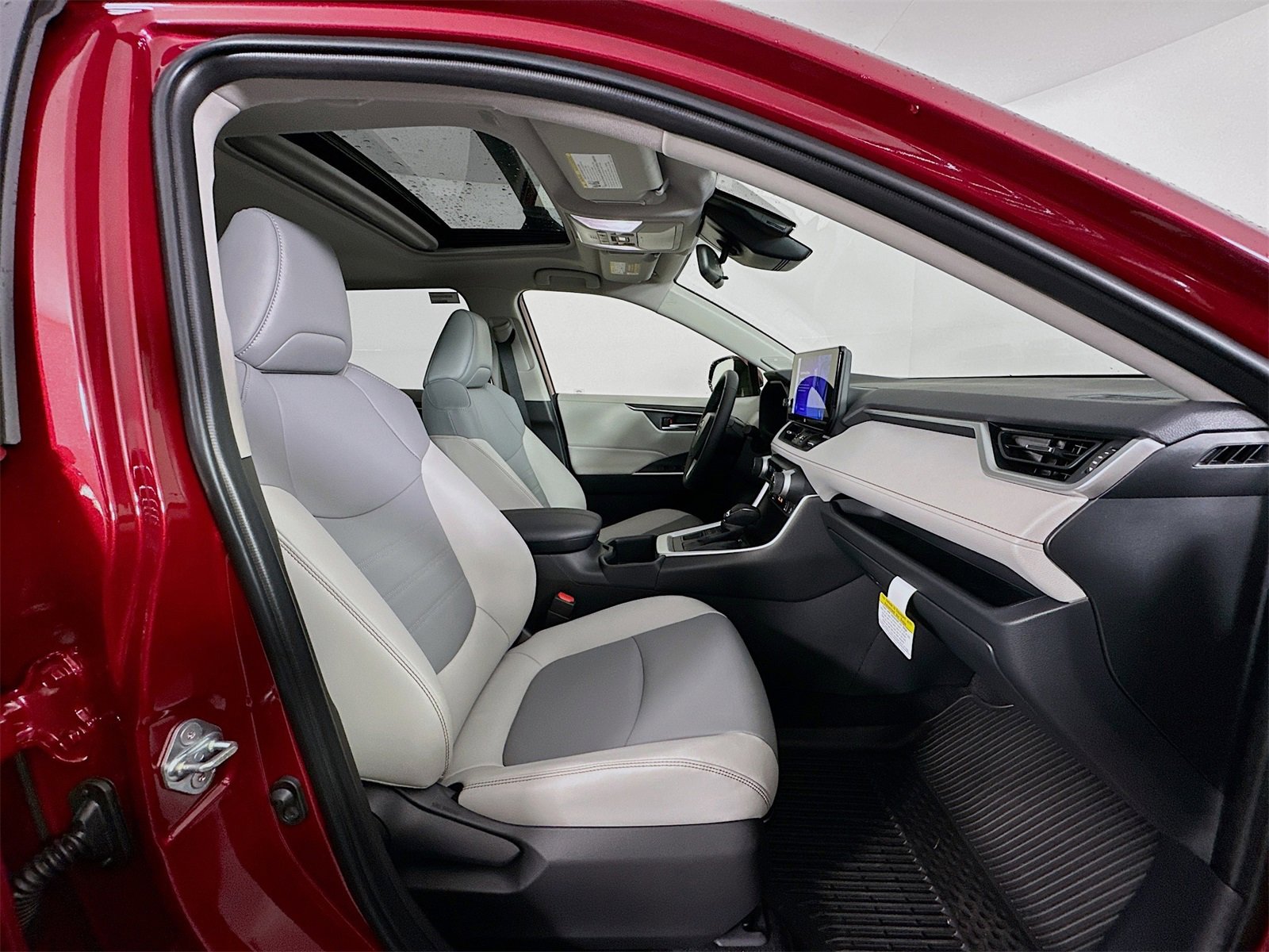 New 2025 Toyota RAV4 XLE Premium image 30