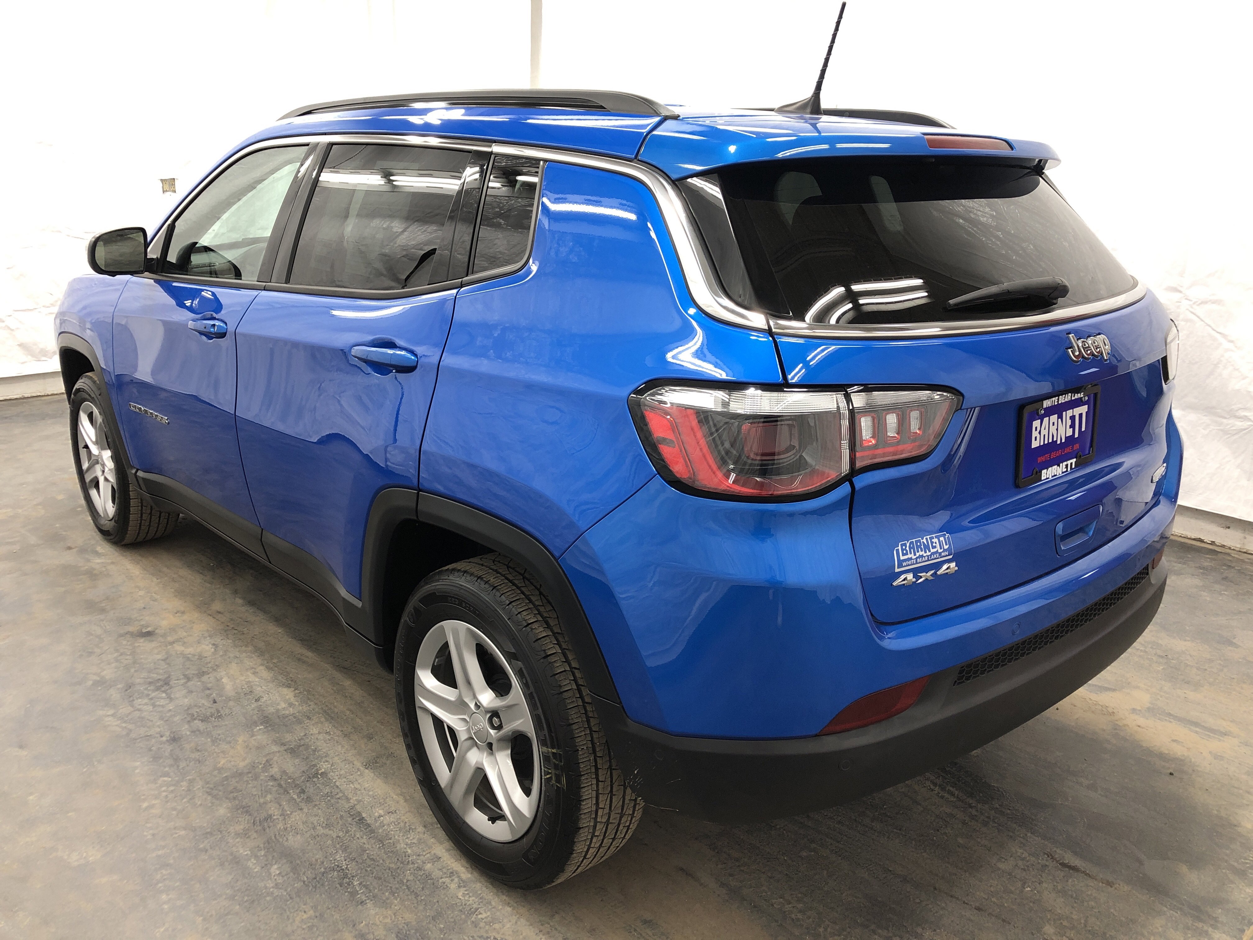 Certified 2023 Jeep Compass Latitude w/ Convenience Group AWD/4WD image 6
