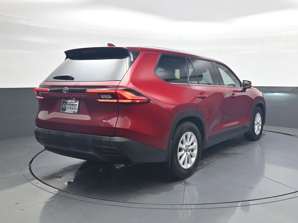 Used 2024 Toyota Grand Highlander XLE image 7