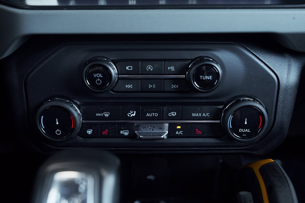 Used 2022 Ford Bronco Badlands image 45