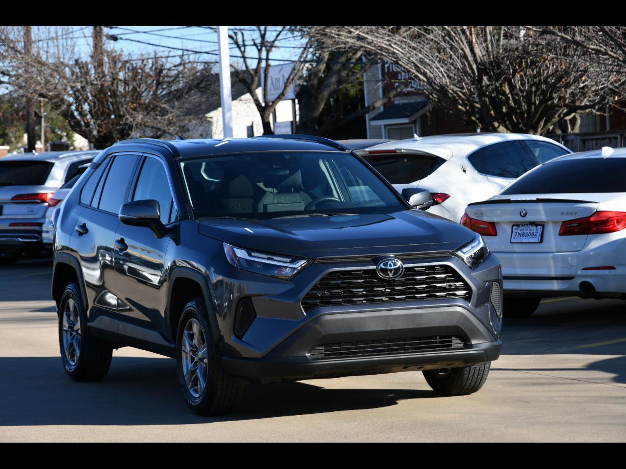 Used 2024 Toyota RAV4 XLE image 1