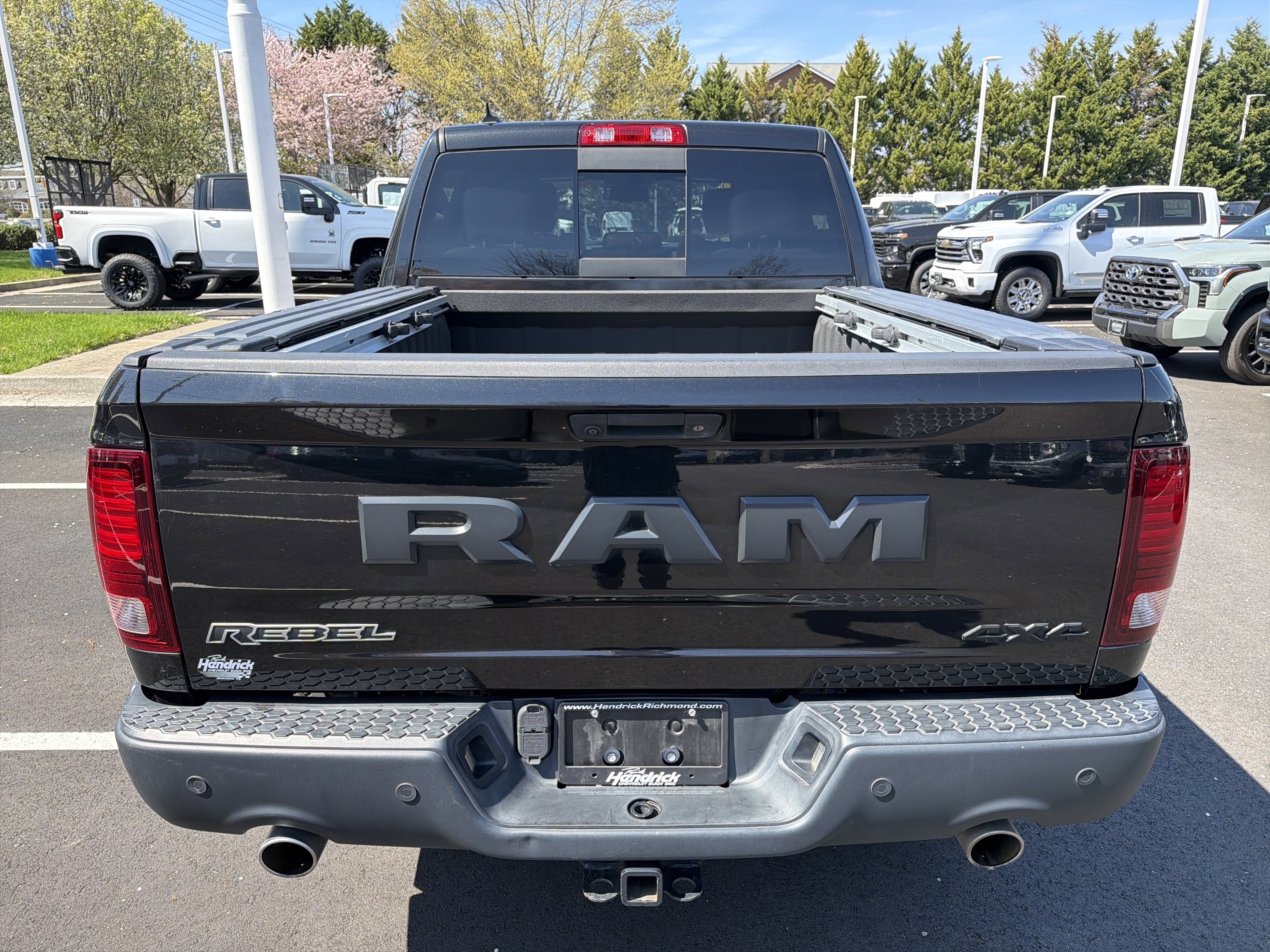 Used 2018 RAM 1500 Rebel w/ Luxury Group image 9