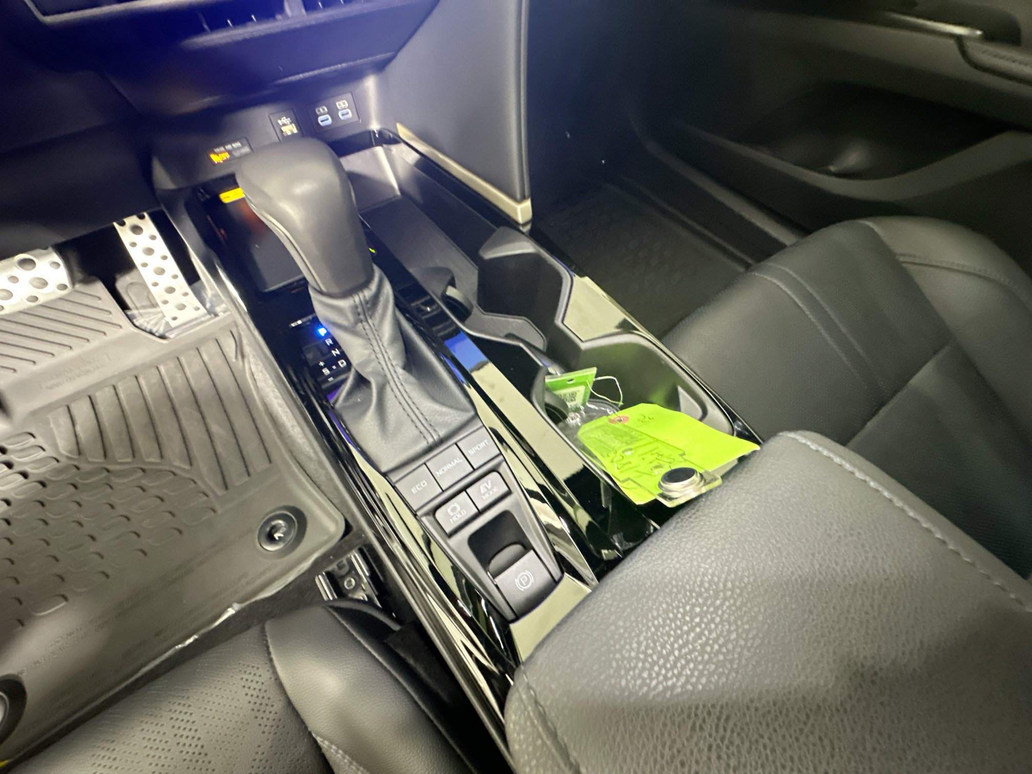 Certified 2025 Toyota Camry XSE FWD image 22