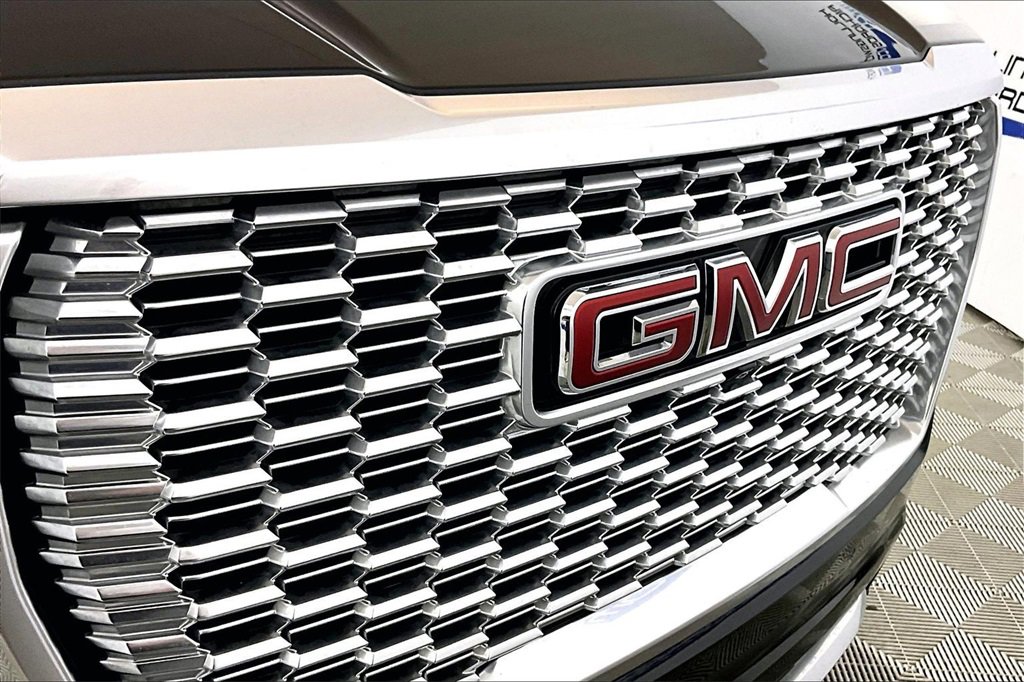 Used 2024 GMC Yukon Denali image 24