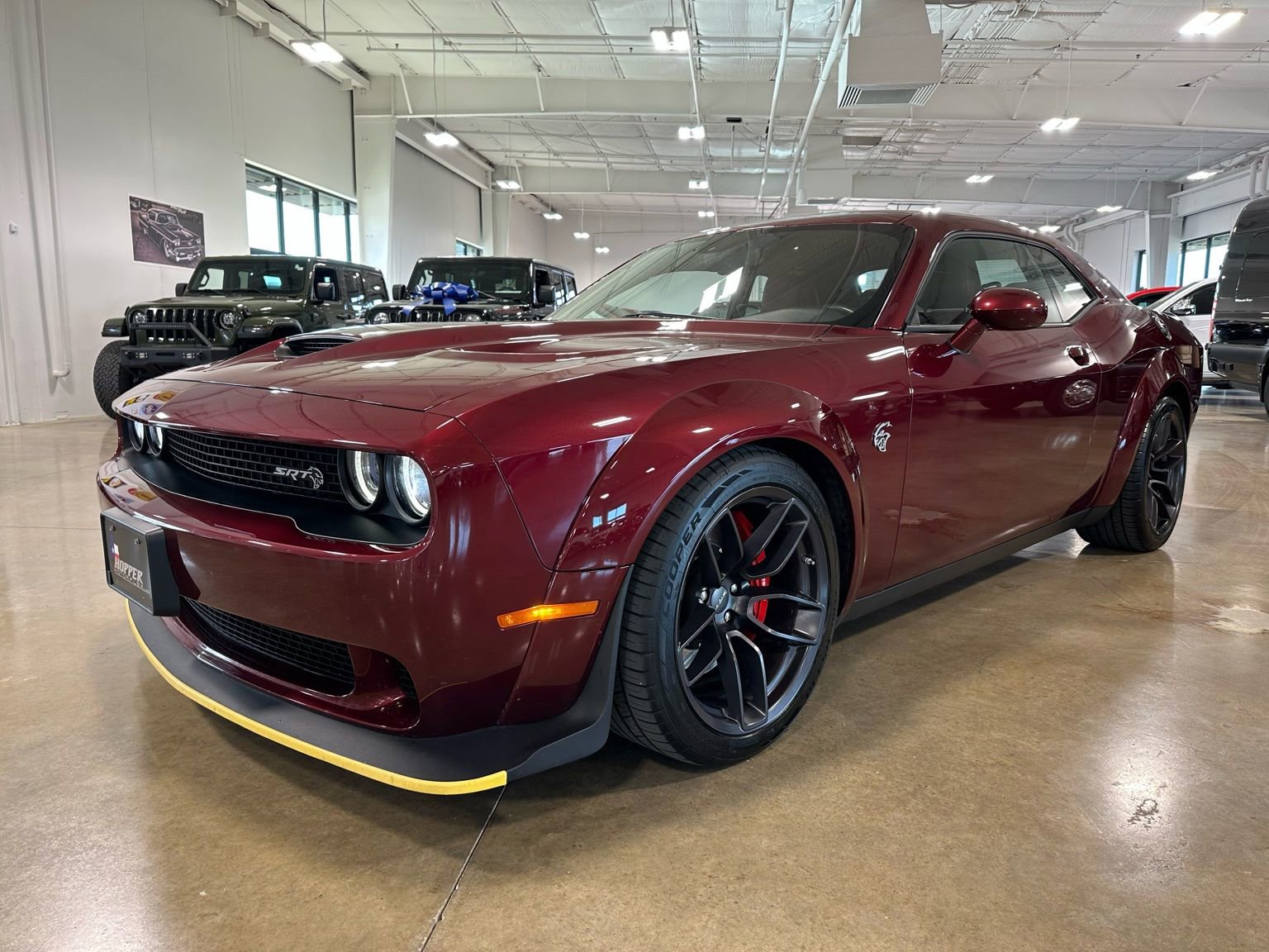 Used 2018 Dodge Challenger SRT Hellcat image 3