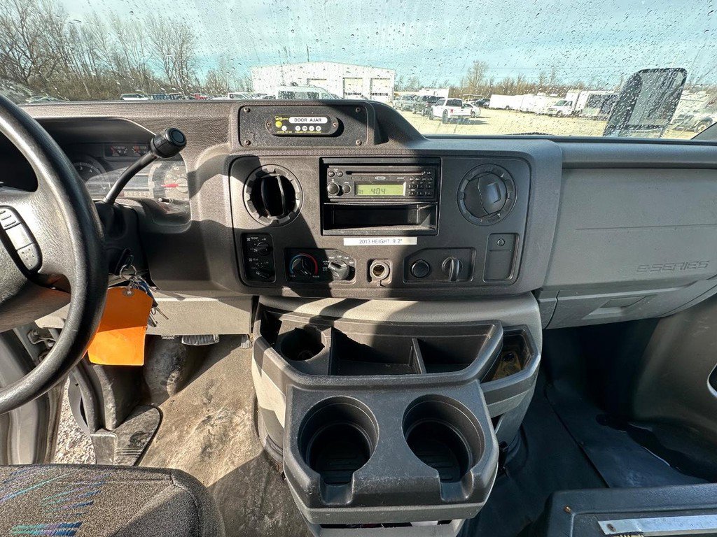Used 2013 Ford E-450 and Econoline 450 Super Duty w/ Shuttle Bus Prep Pkg image 9