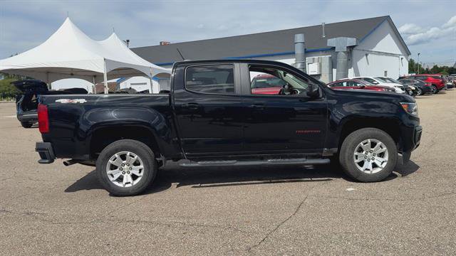 Used 2022 Chevrolet Colorado LT AWD/4WD image 9