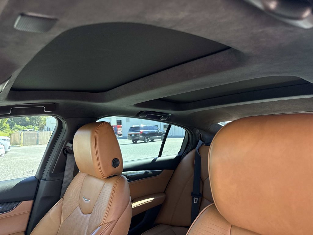 Certified 2023 Cadillac CT5 V w/ Platinum Package RWD image 32