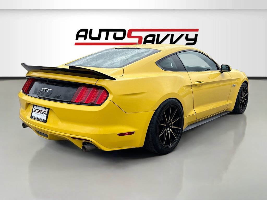 Used 2017 Ford Mustang GT RWD image 7