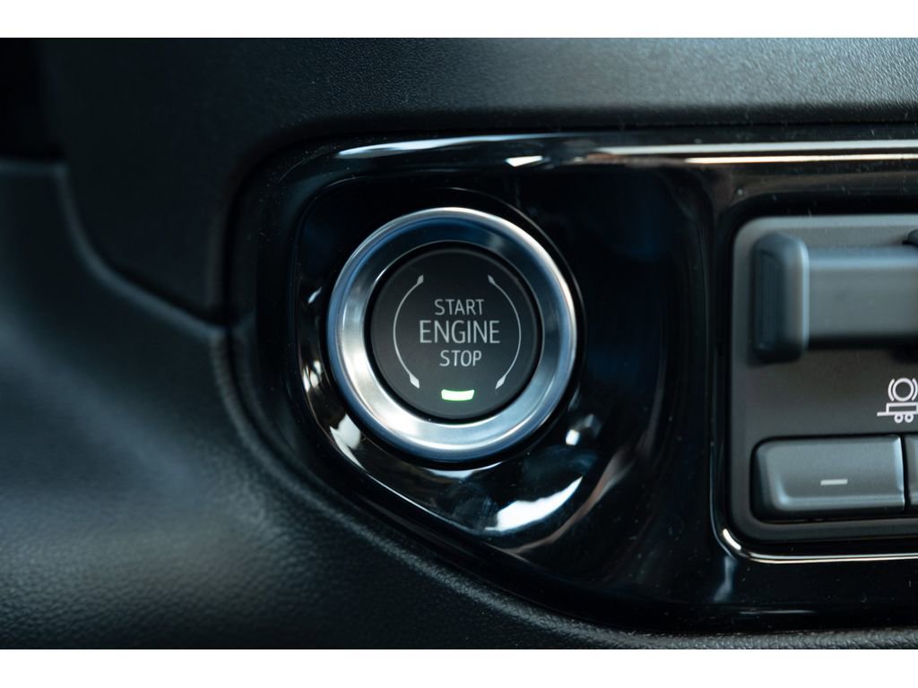 New 2026 GMC Sierra 1500 SLT image 31