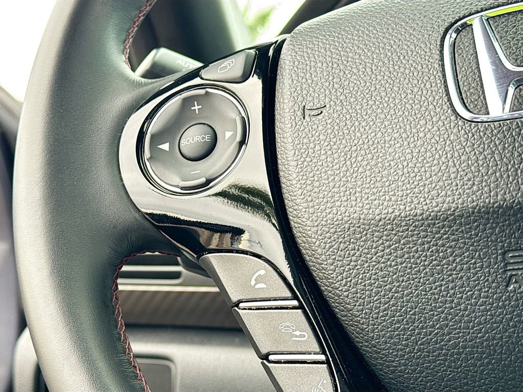 Used 2017 Honda Accord Sport Special Edition image 9