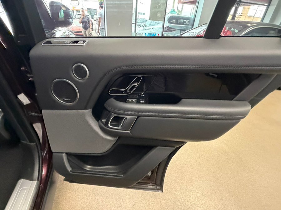 Used 2018 Land Rover Range Rover HSE AWD/4WD image 33