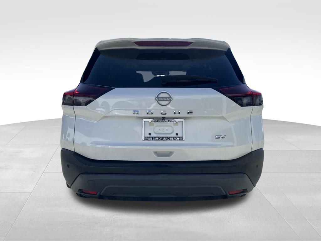 Used 2023 Nissan Rogue SV w/ SV Premium B Package image 7