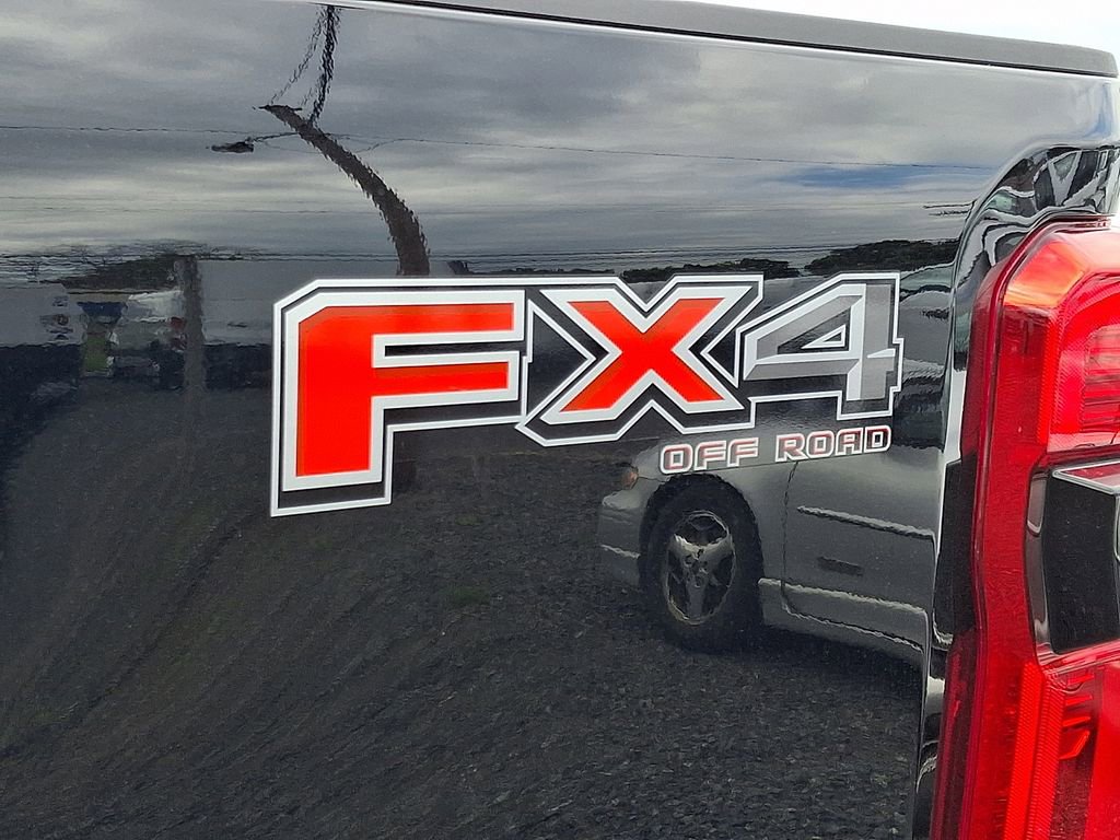 New 2026 Ford F250 Platinum AWD/4WD image 19