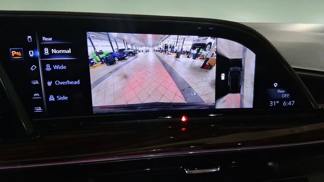 Used 2022 Cadillac Escalade Sport Platinum w/ Heavy-Duty Trailer Package image 28