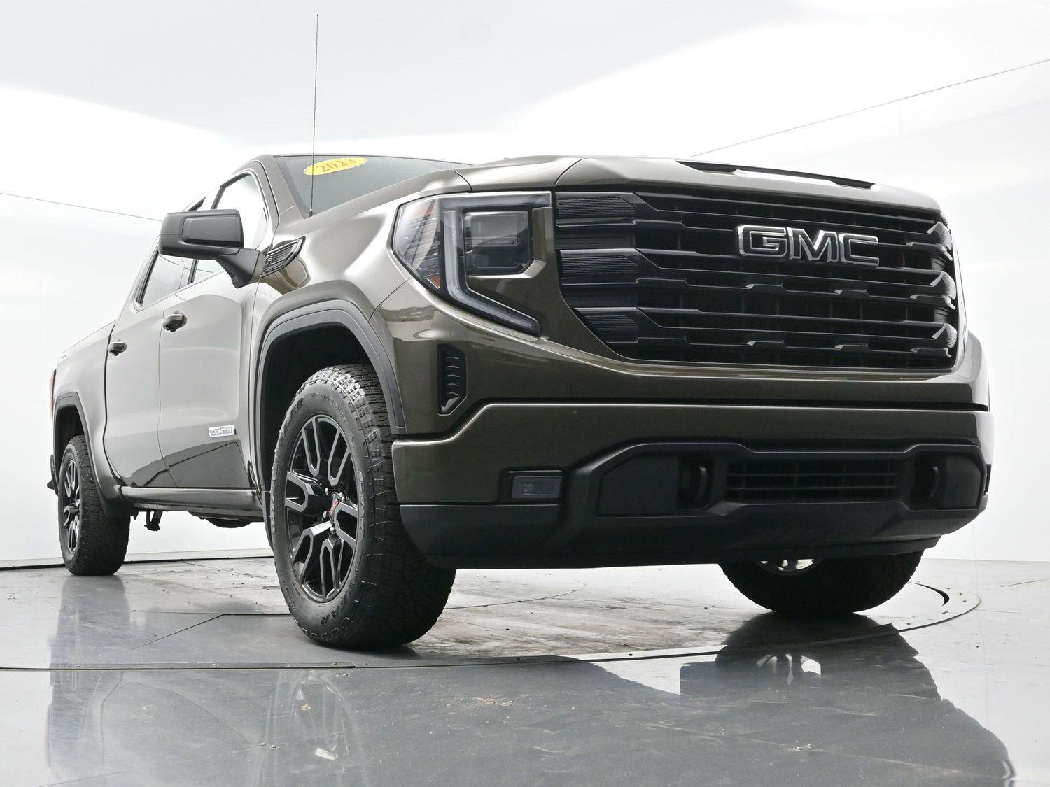 Used 2023 GMC Sierra 1500 Elevation image 40