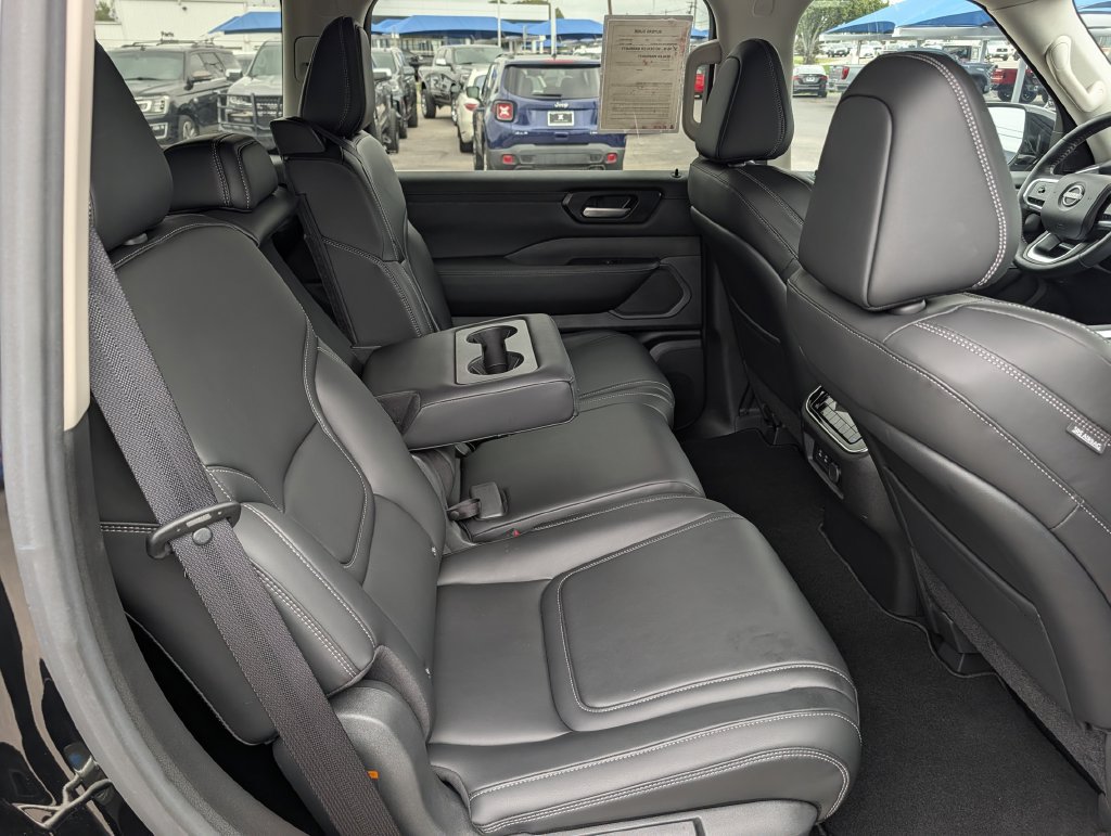 Used 2026 Nissan Armada SV RWD image 29