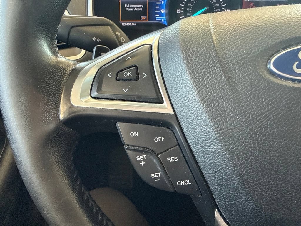 Used 2016 Ford Edge SEL w/ Equipment Group 201A AWD/4WD image 16