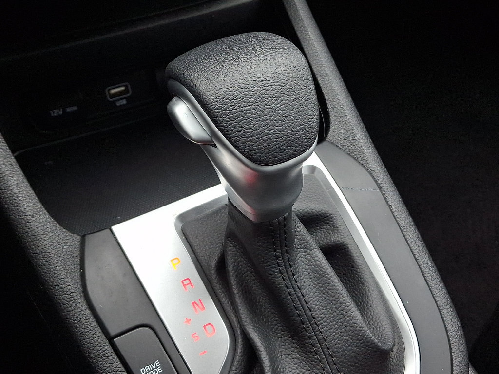 Used 2024 Kia Forte LXS FWD image 11