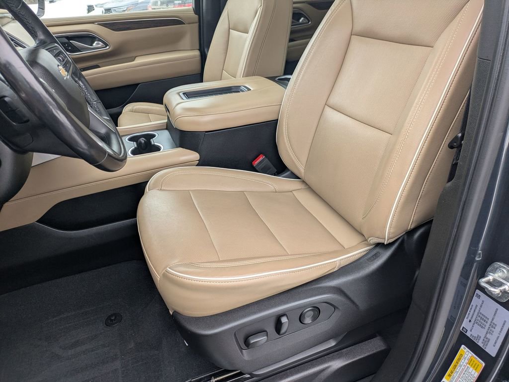 Used 2021 Chevrolet Tahoe Premier w/ Premium Package image 15