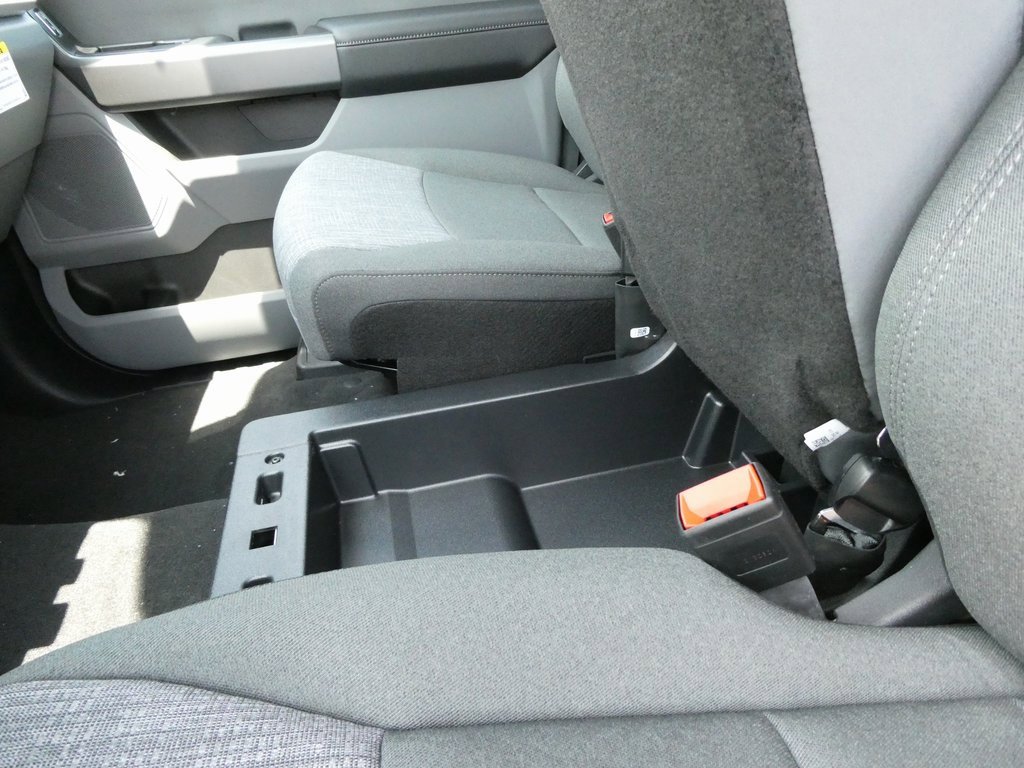 New 2025 Ford F350 XLT image 29