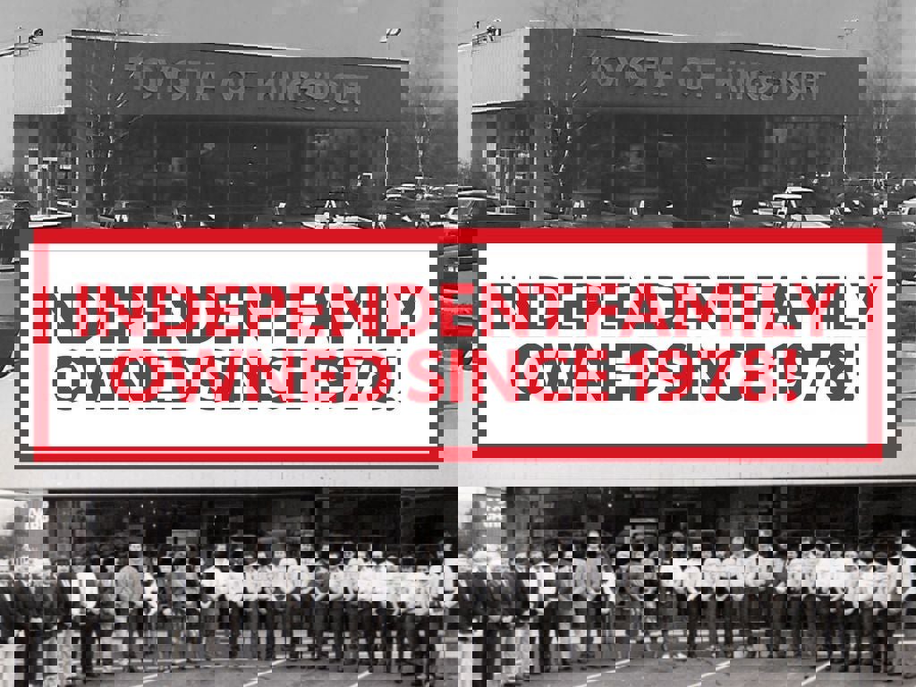 Used 2025 Ford Bronco Heritage Edition image 3