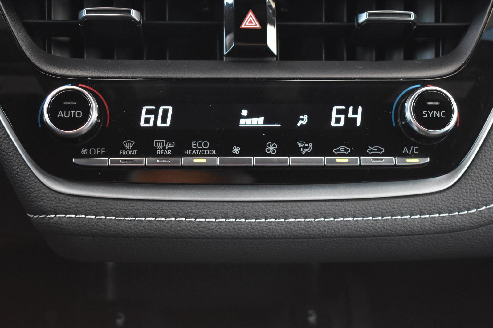 Used 2021 Toyota Corolla XSE FWD image 9